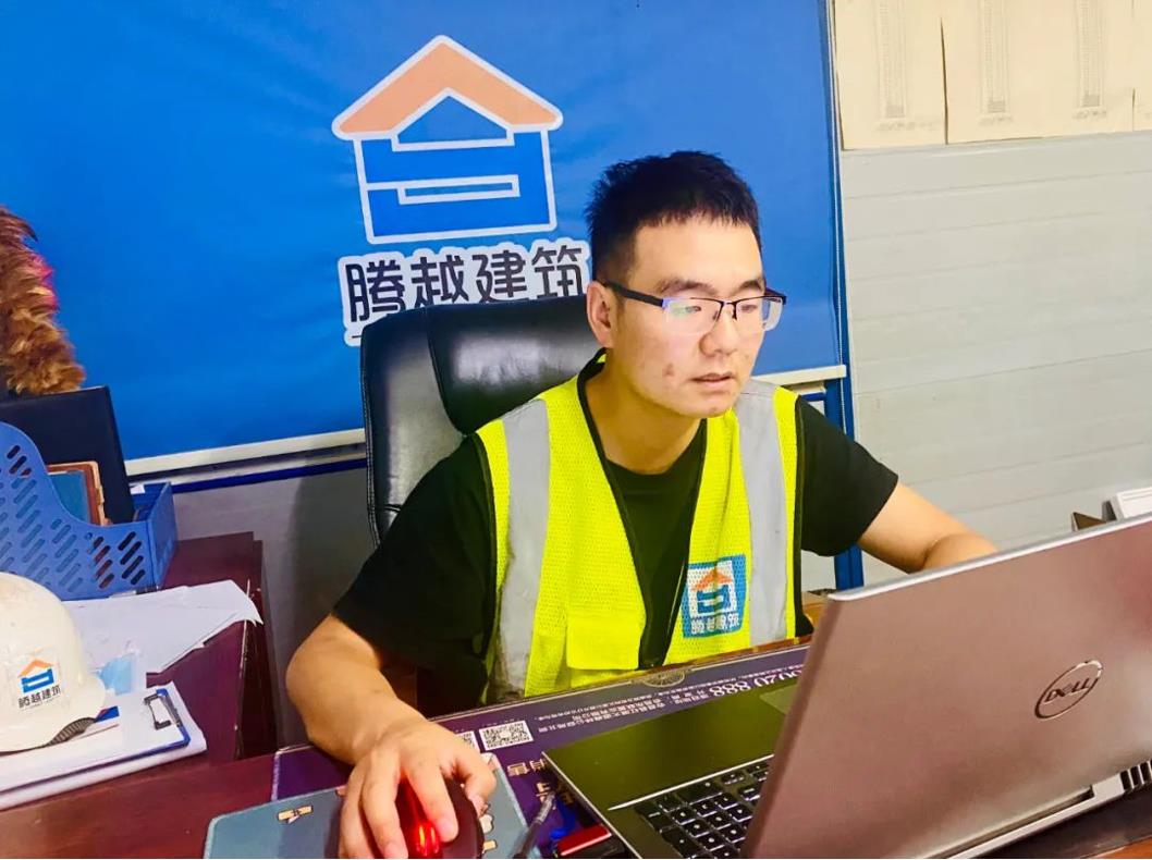 先鋒人物|擇一事、專(zhuān)一業(yè)的工地“超級(jí)鐵人”